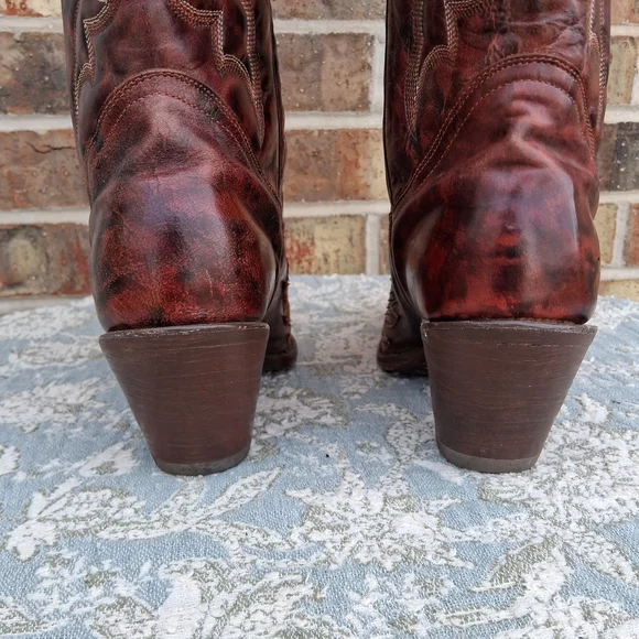 Stetson Exotic Leather Weatern Boots Snip Toe Sz.8 Brown Cross Wings - Picture 8 of 17